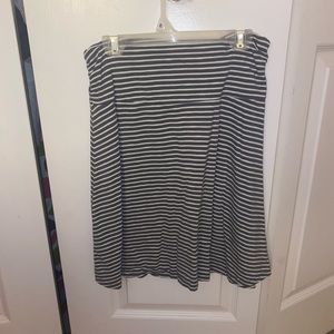 Toad & co grey and white striped skirt